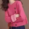 Suéter de punto de alta calidad estilo europeo, color amarillo, con botones diagonales, para mujer, nueva colección de invierno 2026, con un toque casual y sofisticado