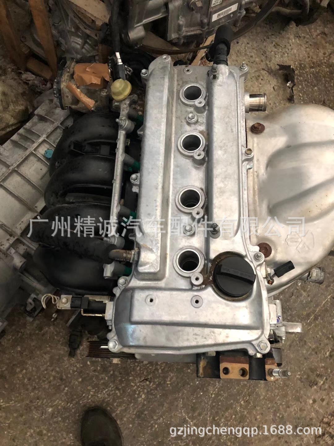 丰田RAV4 2.4发动机2