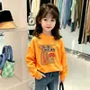Camiseta de Manga Larga para Niña Estilo Nuevo Otoño 2026 Bebé Niña Holgada Estampado de Dibujos Animados Top Moderno Femenino
