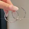 Pendientes statement de nicho de alta gama, nuevo modelo 2026, adelgazantes, elegantes pendientes de aro para mujer, diseño coreano, broqueles de plata