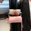 Bolsa de Ombro Simples Versátil com Laço 2026 Bolsa de Mão Feminina de Alta Qualidade Crossbody Moda Versátil Leve Pequena Bolsa Tendência