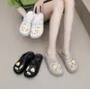 Sapatos de Jardim Eva Estilo Birkenstock para Estudantes, Sapatos Fechados Fofos com Desenhos para Mulheres, Sapatos de Praia Respiráveis da Moda para Mulheres