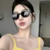 Gafas de Sol Cat-Eye para Mujer con Rostros Cuadrados Geniales, Modernas y con Estilo, Hacen que el Rostro Parezca Más Pequeño, Gafas de Sol de Alta Gama con Protección UV, Populares en Redes Sociales