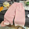 Pantalones de linterna a cuadros de verano para niños y niñas, pantalones casuales holgados para niños mayores, pantalones para casa a prueba de mosquitos en rosa y amarillo