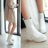 33-43 Botas de mujer europeas y americanas de otoño e invierno con plataforma impermeable de suela gruesa, tacón alto grueso, cabeza redonda simple, botas cortas para exteriores, botas de jinete, talla grande