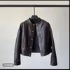 Jaqueta de Couro Feminina 2026 Primavera e Outono Nova Moda Estilosa Versátil Casual Emagrecedora Jaqueta de Motociclista Top