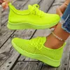 Zapatillas de correr de malla transfronterizas europeas y americanas para mujer, zapatos de primavera, planos versátiles, suela blanda, casual, nuevos estilos, venta al por mayor, tallas grandes