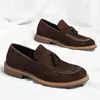 Mocasines de ante de alta gama transfronterizos, nueva moda de otoño, zapatos slip-on elegantes y atractivos para hombre con suelas suaves y antideslizantes y tallas grandes