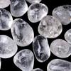 Cristal blanco natural partícula grande grava de piedra aromática cristal blanco con forma piedra original adornos decorativos en stock venta al por mayor