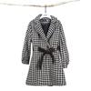 88221 Da Ai Mei Yi Yuan 2026 Primavera y Otoño Nueva Moda Pequeño Estilo Chanel Abrigo de Longitud Media con Cinturón de Espiga para Mujer