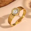 Relógio Pulseira Transpassada Cravejada com Diamantes para Mulheres, Elegante e de Luxo Leve, Mostrador Redondo de Aço Inoxidável, Pulseira Funcional