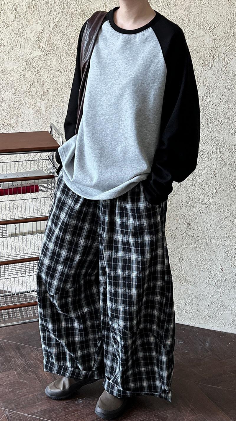 51AE89B5-5C9A-4EA1-A3B1-2B5C83