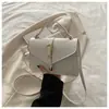 Design de Nicho Feminino Outono e Inverno 2025 Nova Moda Simples Bolsa Transversal de Um Ombro Fivela de Cinto Bolsa Mensageiro Quadrada Pequena