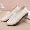 Verão Respirável Slip-on Pés Não Cansados Malha Sapatos Femininos Solado Macio Sapatos para Mãe de Meia-idade e Idosa Sapatos de Pano Old Beijing