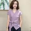 Camisa Feminina de Manga Curta da Moda, Novo Estilo de Verão com Design Elegante de Laço em V, Top Solto Petite