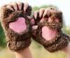Versión de guantes mujer invierno lindos guantes de garra de gato de dibujos animados guantes gruesos de medio dedo para hombres y mujeres guantes de pata de oso de estudiante