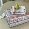Exportado a Corea, Cubre Cama de Algodón Doble Cara con Relleno Acolchado, Sábana de Cama Antideslizante para Tatami de Cuatro Estaciones, Colchoneta Fina, en Stock para Venta al por Mayor