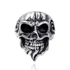 Anillo de acero inoxidable europeo y americano al por mayor tendencia de personalidad para hombre anillo de calavera versátil anillo de calavera con barba