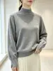 Suéter Andy de veludo de duas peças com gola alta parcial para mulheres, camisa base engrossada para outono e inverno com botões estilosos nos punhos
