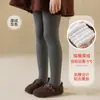 Calça Peça Única de Lã de Cordeiro Infantil 2025 Novo Estilo de Inverno Leggings Grossas Forradas com Fleece Collants Forrados com Fleece de Cor Sólida