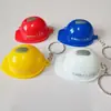 Novo Chaveiro de Capacete de Segurança Multifuncional com Luz, Iluminação Criativa e Prática, Único e Inovador, Abridor de Garrafa