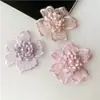 Frete Grátis Novo Botão de Flor Fofo Acessórios para Vestuário DIY Artesanal Renda Decorativa Adesivos de Tecido Roupas Chapéus Acessórios Flores Tridimensionais