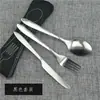 Cuchillo para Bistec, Tenedor y Cuchara Estilo Western de Acero Inoxidable, Set Creativo Portátil de Cubiertos con Bolsa de Tela, Set de Tres Piezas, Origen Amazon