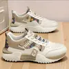 2026 Novos Sapatos Casuais Versáteis Tendência Moda Tênis Sola Grossa Aumento de Altura Sapatos de Pai Tênis de Corrida de Luxo Masculino