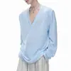 Colección primavera temprana y otoño 2026: Camiseta de hombre con cuello en V profundo, estilo casual y relajado, camiseta interior transpirable de manga larga para verano, capa base moderna