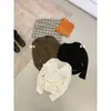 MZI STUDIO Estilo Coreano Otoño Temprano Sencillo Versátil Ajustado Elegante Puños Vaina Manga Larga Camiseta A10285
