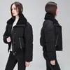 Moda versátil de algodão para o inverno de 2026, design simples de lapela, estilo coreano, corte solto, jaqueta de algodão quente feminina