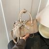 Bolsa pequena de luxo estilo estrangeiro feminina 2025 nova de verão bolsa carteiro versátil moda bolsa de mão super quente bolsa almofada