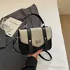 Bolsa Mensageiro Estilo Novo 2026 com Design de Cores Contrastantes, Bolsa de Ombro Retrô para Mulheres, Bolsa Transversal para Estudantes, Bolsa para Ir ao Trabalho e Passeios para Mulheres