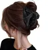 Pinza Negra Triangular para el Cabello para Mujer 2026 Nuevo Estilo Pinza de Pelo de Gama Alta para Recogidos en la Parte Trasera de la Cabeza Pinza de Tiburón Accesorio para el Cabello