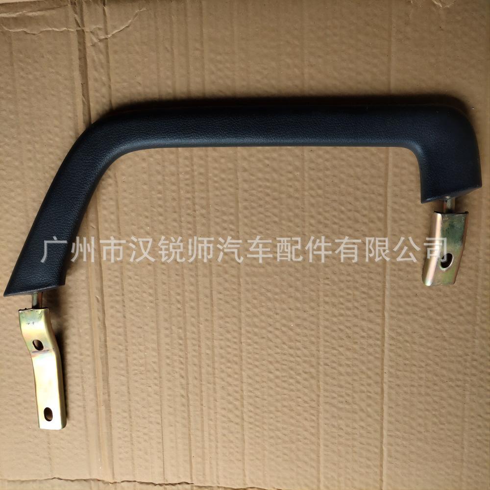 NISSAN UD QUESTER 车门内扶手(1)