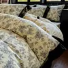 Estilo Hepburn Francés 2025 Nuevo Juego de Cuatro Piezas Algodón Puro Floral Retro Encaje Negro Funda Nórdica Ropa de Cama Venta al por Mayor