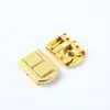 Varias Especificaciones de Broches de Hierro Planos de Cierre, Broches Cuadrados Pequeños de Cierre, Broches de Hierro para Cajas de Empaque Electroplateados de Alta Calidad