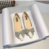 Zapatos Planos Blancos de Punta Aguda con Diseño de Grulla para Mujer Novedades Primavera/Verano 2026 Lazo de Pedrería Suela Suave Cómodos Versátiles Temperamento Planos