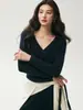 Elegancia intelectual, diseño ajustado, suéter de cachemir con cuello en V de punto trenzado para mujer, suéter adelgazante, top de otoño, camiseta básica de punto