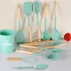 Espátula de silicone de grau alimentício em estoque, conjunto de utensílios de cozinha, colher de silicone com cabo de madeira, concha, conjunto de cozinha em caixa colorida