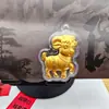 2027 Dibujo Animado Oveja Rica Atracción de Fortuna Pequeña Oveja Auspiciosa Llavero Cordón para Teléfono Colgante para Bolso Pequeño Regalo