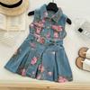 2025 Novo Verão Estilo Coreano Meninas Estampado Jeans Sem Mangas Vestido Fofo Bebê Flor Vestido Infantil