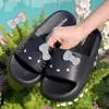 Pantuflas Hello Kitty Jie Liya para Mujer 2026 Nuevo Verano para Interiores, Hogar, Baño y Uso en Exteriores, Pantuflas Anti-Olor