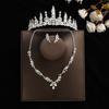 Conjunto de três peças para noiva: coroa, colar e brincos. Acessórios de cabelo para casamento. Acessórios de casamento. Coroa estilo coreano.