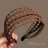 Faixa de cabeça vintage plissada de bolinhas com aba larga para mulheres, casual e única, com um toque de luxo, faixa de cabeça versátil que faz a cabeça parecer alta e o rosto parecer menor