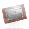 Fabricación de Etiquetas de Cuero para Ferretería Personalizadas bajo la Marca Termina, con Base de Metal Vintage y Piel de Vaca, y Parches Estéticos Decorativos de Tela