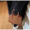 Bolsa Satchel de Luxo Estampa de Leopardo para Mulheres 2025 Outono Nova Bolsa de Ombro de Nicho para o Dia a Dia Grande Capacidade Bolsa Transversal Retrô
