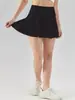 Falda pantalón plisada de cintura alta negra para mujer, tela de secado rápido, doble capa (falso dos piezas) con forro interior, falda para fitness y yoga, anti-exposición F