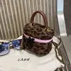 Nueva colección de otoño: bolso cruzado pequeño clásico y elegante para mujer, estilo coreano 2026, bolso de mano versátil con cadena y estampado de leopardo, bolso de hombro