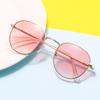 2023 Nuevas Gafas de Sol Redondas Ligeras Retro Transfronterizas Fotografía Callejera Europea y Americana Película Marina Gafas de Sol de Metal con Protección UV